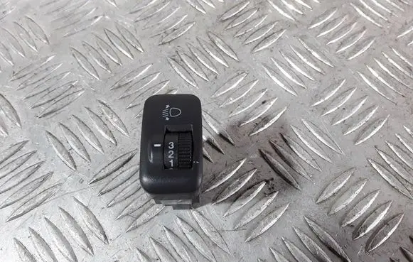 Honda CR-V Headlight level height control switch M20010