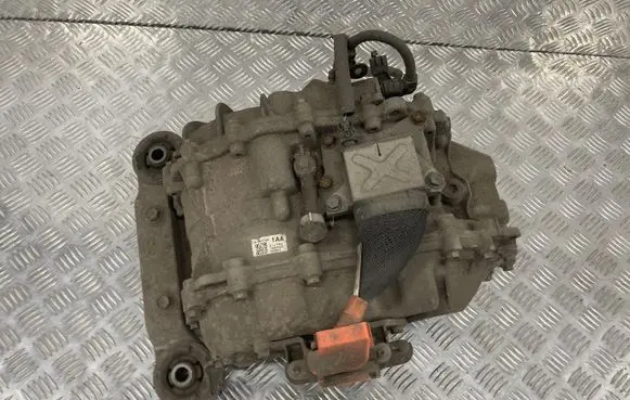Toyota RAV 4 (XA50) Electric car motor 1AA