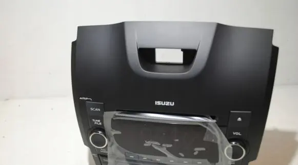 Isuzu D-Max Radio/CD/DVD/GPS head unit 8981260812