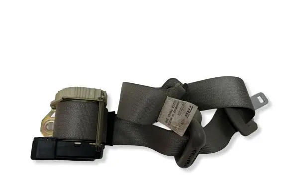 Jeep Cherokee III KJ Rear seatbelt 00043594