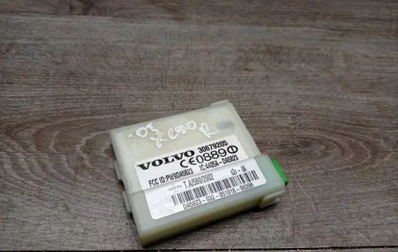 Volvo XC90 Alarm control unit/module 30679205