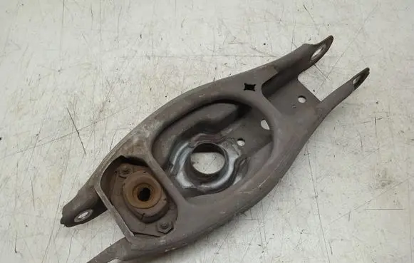 BMW X1 E84 Coil spring/strut mount 675429312