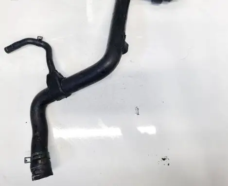Audi A4 S4 B5 8D Engine coolant pipe/hose 8D0121101J