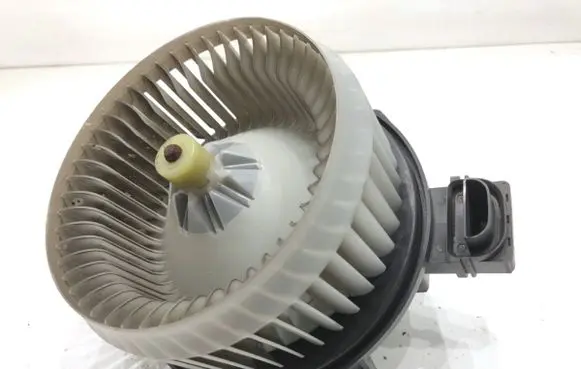 Dodge Caliber Heater fan/blower AY272700-5011