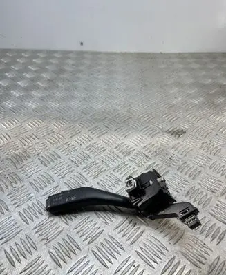 Volkswagen Golf V Indicator stalk ANP80H013B N8B0107A