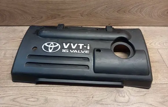 Toyota Corolla Verso E121 Engine cover (trim) 1121222070