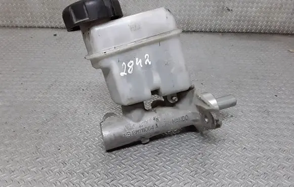 Hyundai Grandeur Master brake cylinder BM111084A
