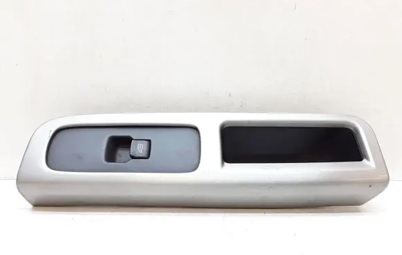 Volvo V50 Electric window control switch 8663815