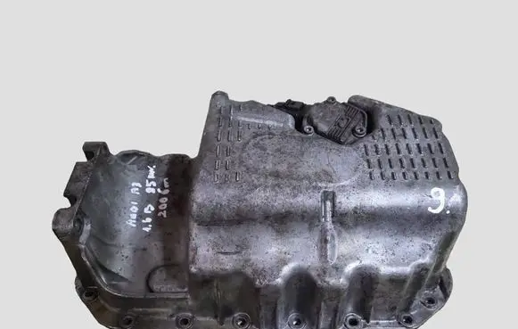 Volkswagen Golf V Oil sump 03C103603J