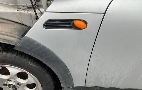 Mini One - Cooper R50 - 53 Fender 