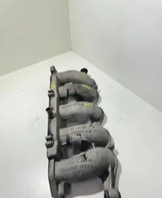 Volvo V50 Intake manifold 30650092
