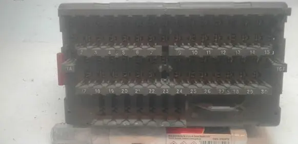 Peugeot Expert Fuse module 5970109547