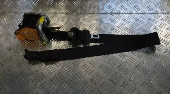 Honda Civic X Front seatbelt