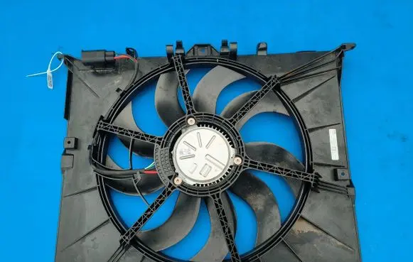 BMW 2 Active Tourer U06 Air conditioning (A/C) fan (condenser) 9846925