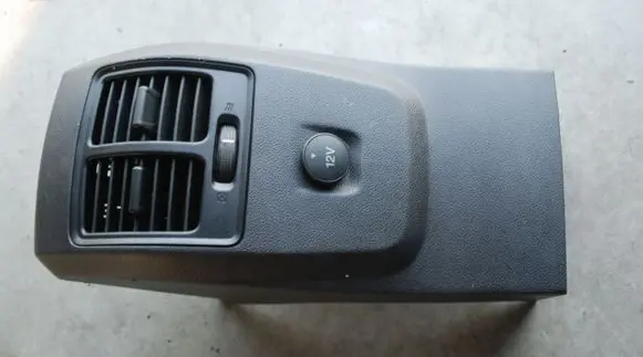 Ford Kuga II Rear air vent grill 163KM