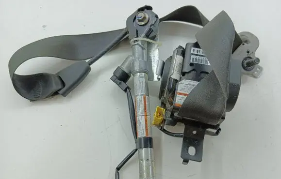 Honda CR-V Front seatbelt 608200000A