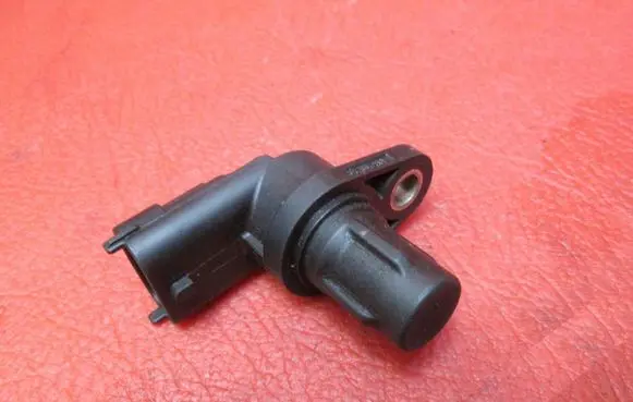 Opel Corsa C Camshaft position sensor 0232103052