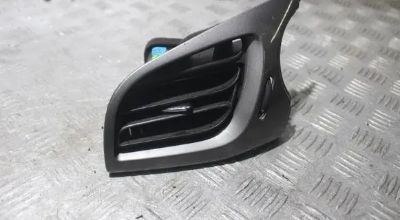 Citroen C3 Dashboard side air vent grill/cover trim A1092112
