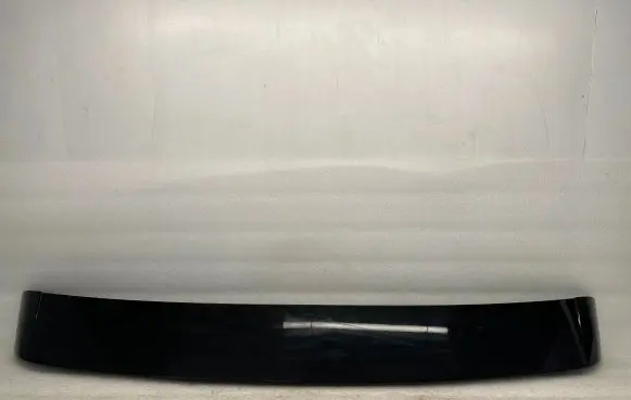 Tailgate/trunk spoiler