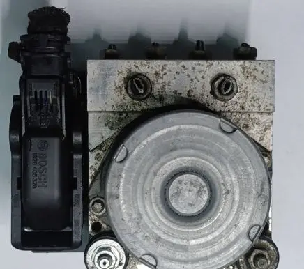 Opel Corsa D ABS Pump 13442015 0265252688 0265952250