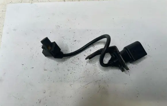 BMW 5 E60 E61 Crankshaft position sensor 0281002477