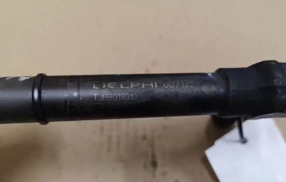 Opel Astra G Fuel injector TJBB01901D
