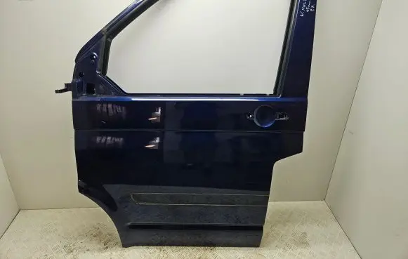 Volkswagen Multivan T5 Front door