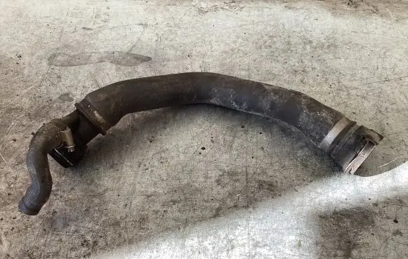 Volvo XC90 Engine coolant pipe/hose Pa66gf30
