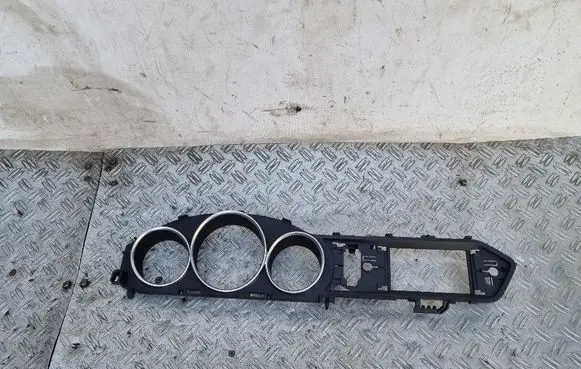 Mercedes-Benz C W204 Dashboard trim A2046890239
