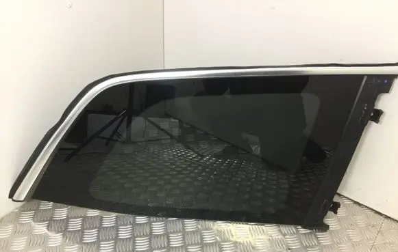 Mercedes-Benz GL X166 Rear side window A1666700150 43R009545
