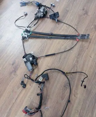 Front door window regulator with motor