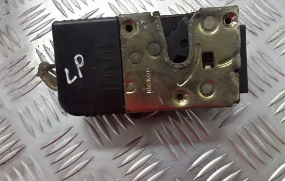 Citroen C8 Front door lock BRAK