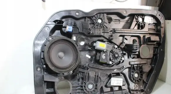 KIA Ceed Front window lifting mechanism without motor