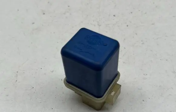 Seat Leon IV Rear glass lock/latch Q429 252230C9970