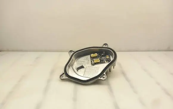 Volkswagen T-Cross LED ballast control module 37426563A 20050013020