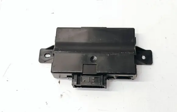 Audi A6 S6 C7 4G Gateway control module 4G0907468E