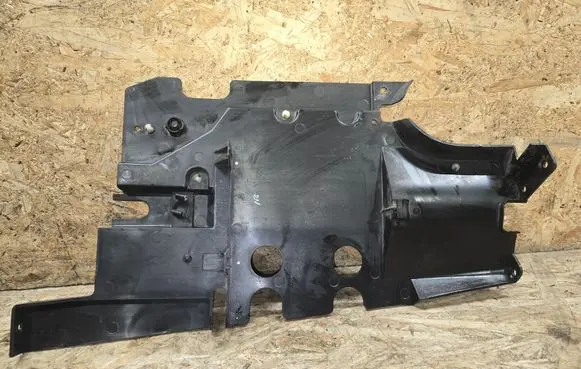 Jaguar XK - XKR Radiator cooling fan shroud 8W838102AE