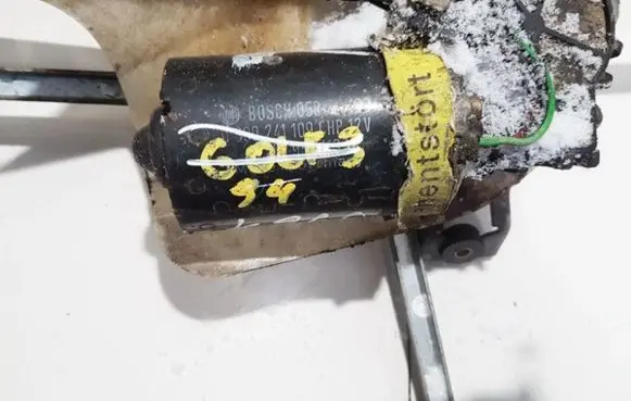 Volkswagen Caddy Wiper motor 390241109