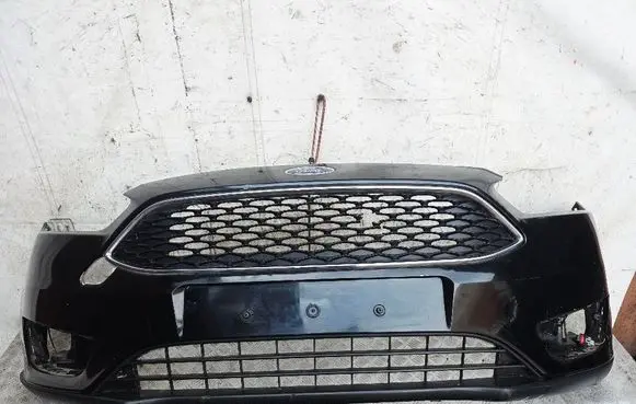 Ford Focus Front bumper F1EB17E778A