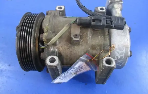 Ford Fiesta Air conditioning (A/C) compressor (pump) 2S6119D629AE