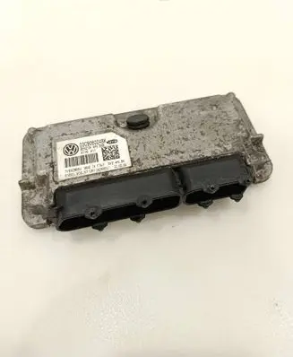 Seat Ibiza IV (6J,6P) Engine control unit/module 03C906024BK 7V63ZMM5J 6160150200