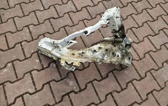 Opel Insignia B Front bumper support beam 