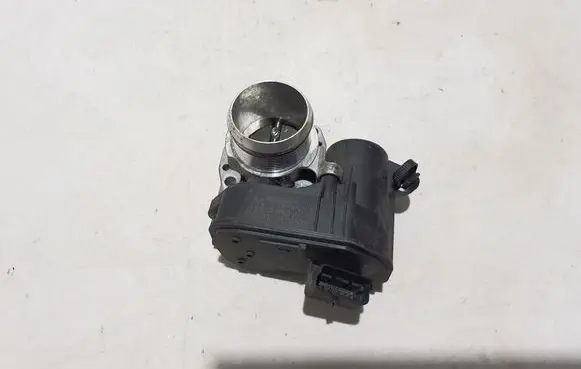 Citroen C4 III e-C4 Throttle valve 9842936880
