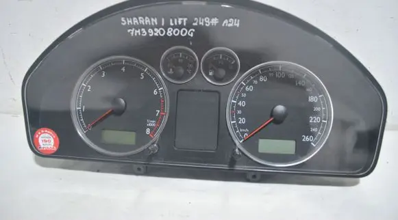 Volkswagen Sharan Speedometer (instrument cluster) 7M3920800G