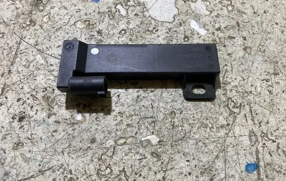 Dodge Challenger Keyless (KESSY) go control unit/module 68071978AA 644691 S832