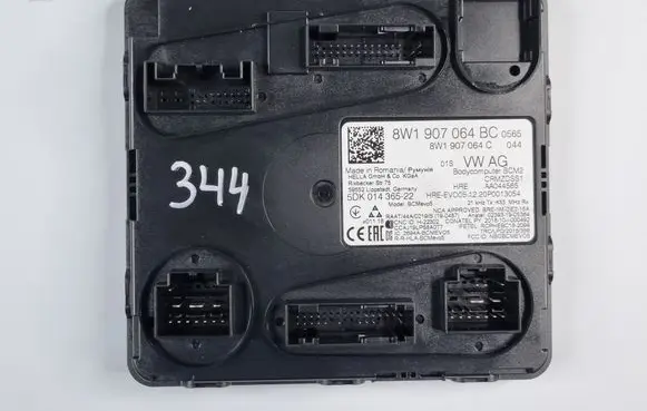Audi A4 S4 B9 8W Central body control module 8W1907064BC 8W1907064C