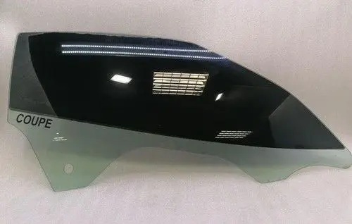 Chevrolet Corvette C7 Front door window/glass (coupe) 84299349