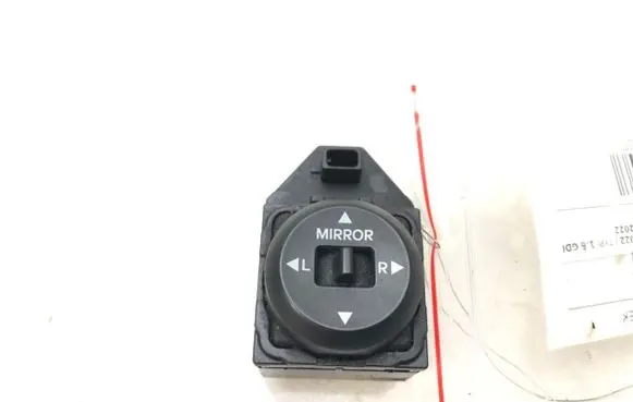 KIA Sportage Wing mirror switch