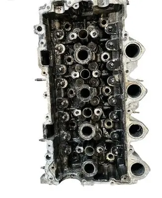 Peugeot 307 Engine head 9655911480 DV6TED4