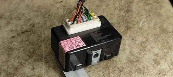 Hyundai Santa Fe Other control units/modules 952302B200 EM5R73